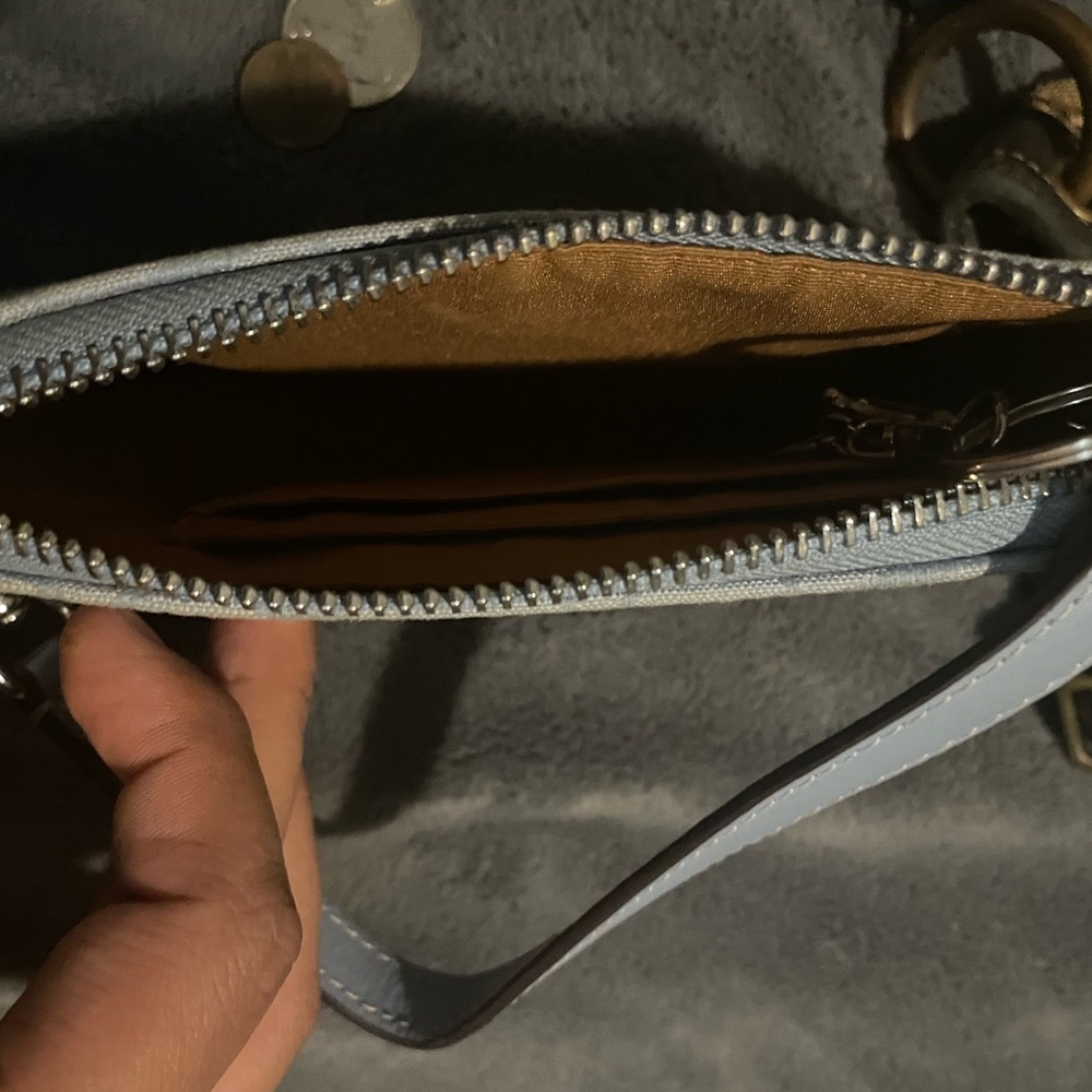 Coach should bag 🤍